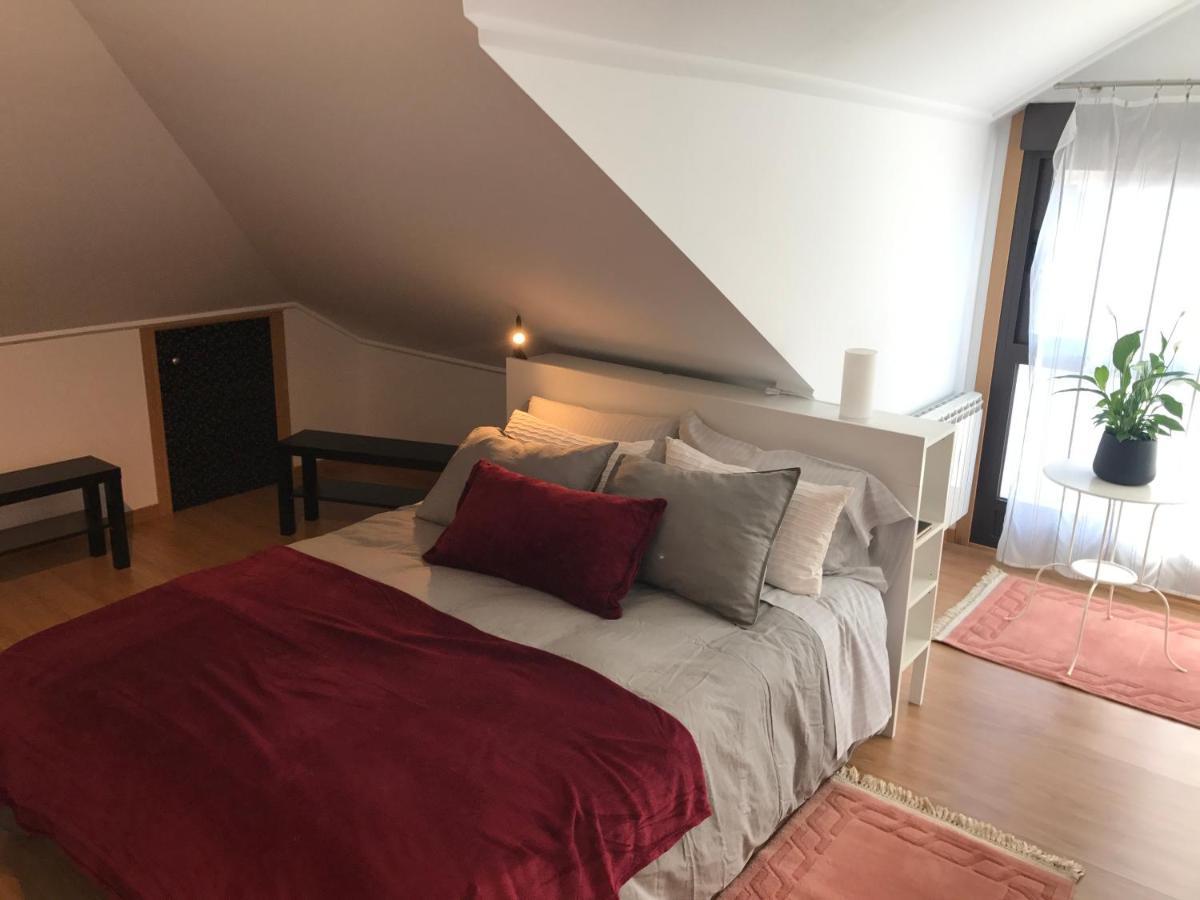 Apartamento Manuel Maria Allariz Exteriör bild