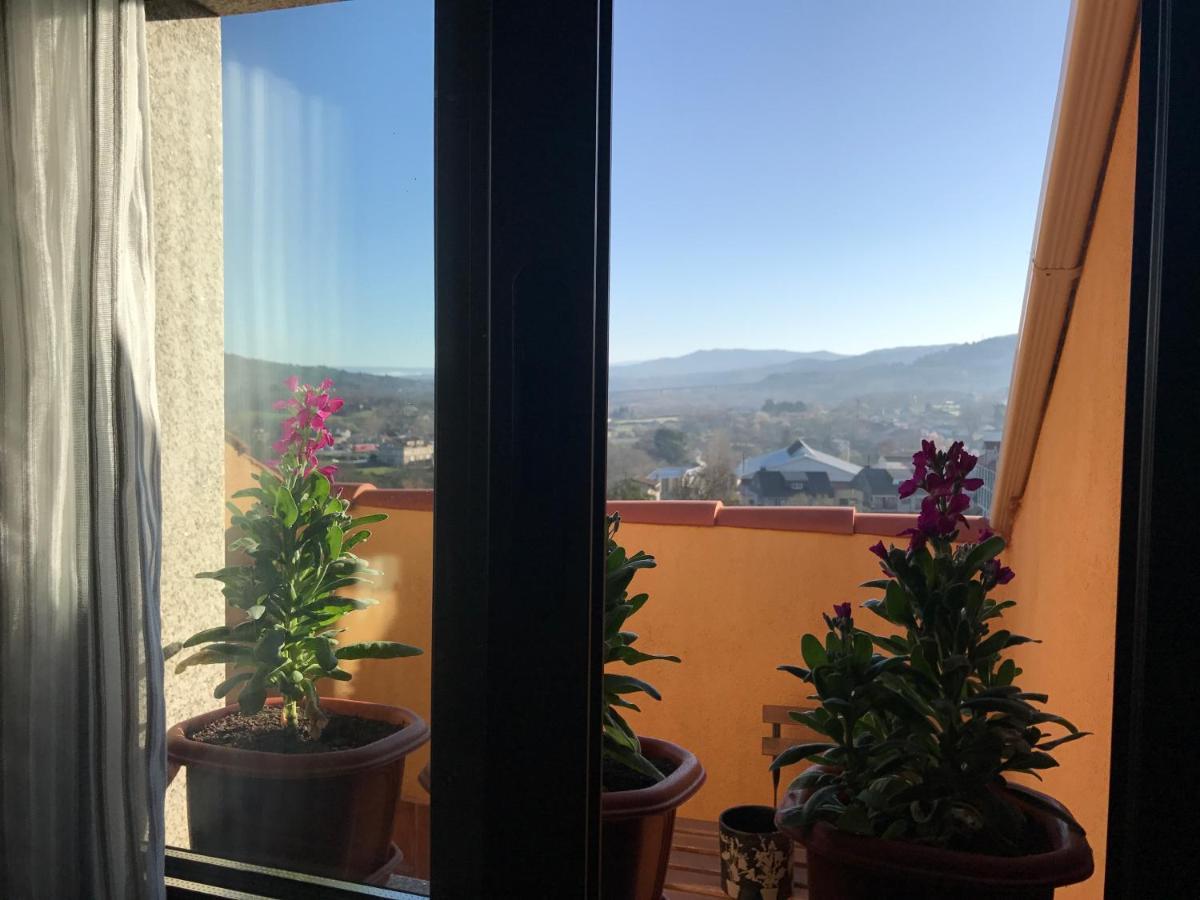 Apartamento Manuel Maria Allariz Exteriör bild